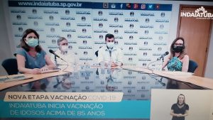Nova etapa da vacinação contra a covid é divulgada em live (Fotos: Reprodução/Facebook)
