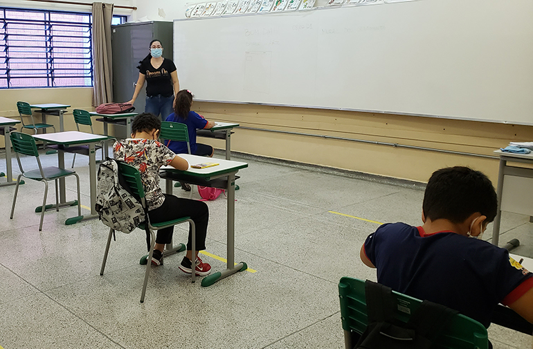 No primeiro mês, capacidade é de 20% dos alunos na escola por dia (Foto: Patrícia Lisboa/Blog da Pimenta/Direitos Reservados)