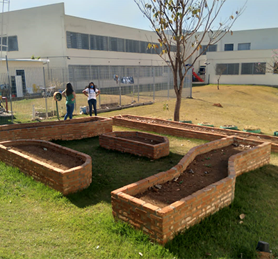 O sistema de coleta da água da chuva da Emeb Wladimir Oliver atende as normas da ABNT (Foto: DCS/Saae)