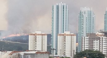 Defesa Civil alerta para risco de incêndios na RMC por altas temperaturas durante período de estiagem