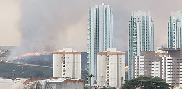 Os incêndios pioram a qualidade do ar (Foto: Arquivo/Patrícia Lisboa/Dropes)