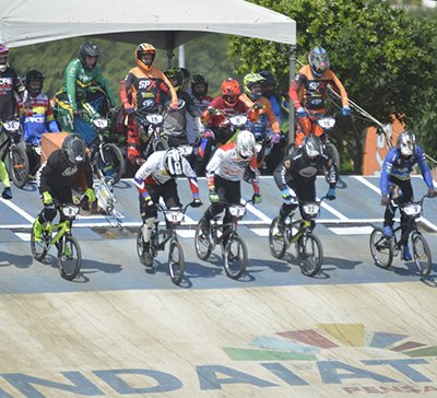 27 atletas de Indaiatuba disputaram 69 baterias do Campeonato Paulista de BMX, no último final de semana (Foto: Eliandro Figueira/RIC/PMI)