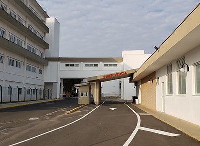 Haoc registra dois óbitos nesta quinta-feira na ala para síndrome respiratória; um deles positivo para a covid (Foto: Patrícia Lisboa/Dropes)