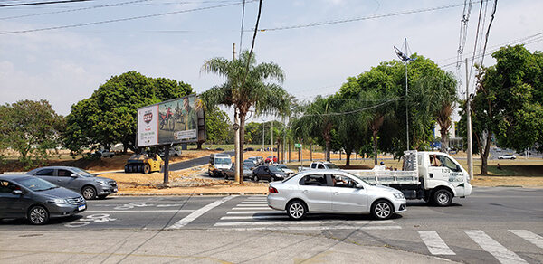 Obras também visam reorganizar o trânsito no trecho (Foto: Patrícia Lisboa/Dropes/Direitos Reservados)