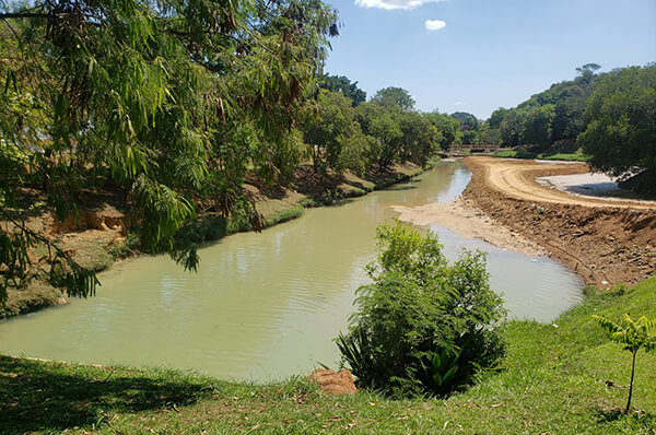 O primeiro lago do Parque Ecológico fica perto da concha acústica (Foto: DCS/Saae)