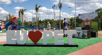 Funcionários da Prefeitura dão últimos retoques para abertura do Parque Pet no domingo