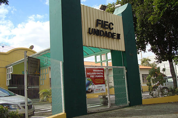 As aulas do cursinho pré-vestibular acontecerão na Fiec 2, no bairro Cidade Nova (Foto: Patrícia Lisboa/Dropes)