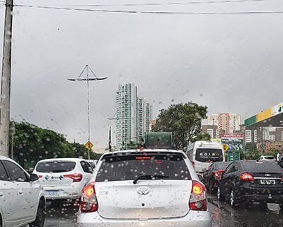 O tempo segue instável, com chuva ao longo do dia e da noite, em Indaiatuba; a temperatura máxima não passa dos 26 graus hoje