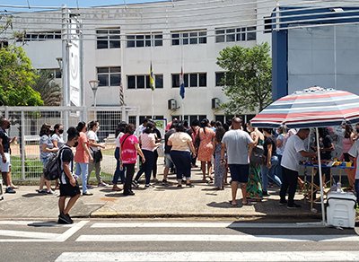 Mais de 16 mil candidatos estão inscritos para disputar as 253 vagas do concurso (Foto: Arquivo/Patrícia Lisboa/Dropes)