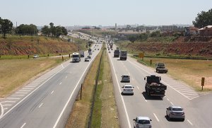 Cerca de 232 mil veículos são aguardados na SP-75 durante o final de semana prolongado de Carnaval (Foto: AB Colinas)