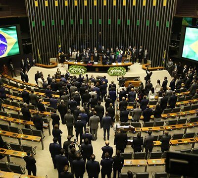 A troca de partidos pelos deputados pode ser feita até 1º de abril (Foto: Fabio Rodrigues Pozzebom/Agência Brasil)