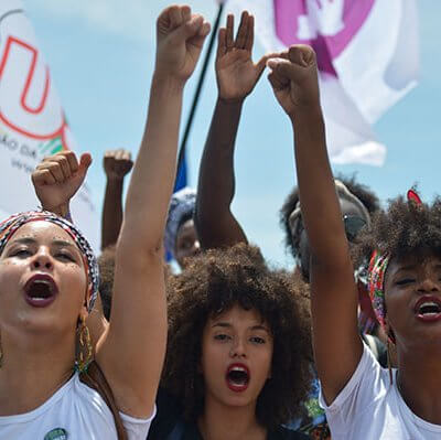 Pesquisa sugere incentivo a grupos de jovens meninas líderes (Foto: Arquivo/Marcello Casal Jr/Agência Brasil)