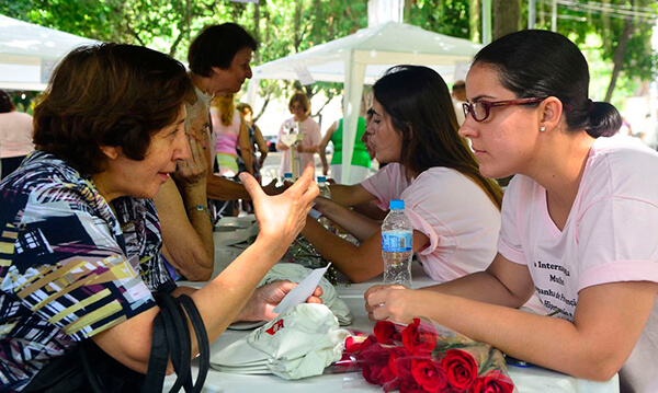 Mulheres lutam contra desigualdades (Foto: Tânia Rêgo/Agência Brasil)