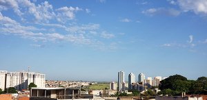 A segunda-feira é de céu com algumas nuvens e sem chuva em Indaiatuba (Foto: Patrícia Lisboa/Dropes)