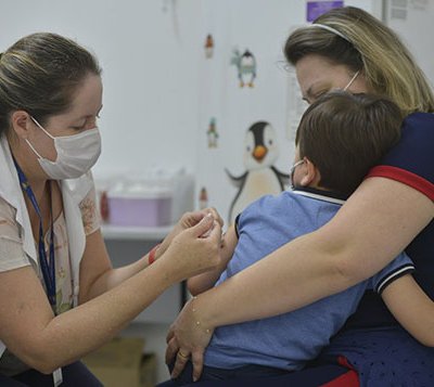 Saúde quer ampliar cobertura vacinal contra a gripe e sarampo (Foto: Eliandro Figueira/RIC/PMI)