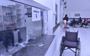Nova farmácia começa a funcionar na UBS da Cecap (Foto: Eliandro Figueira/ RIC/PMI)