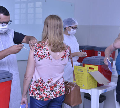 Vacina contra a gripe vai ser liberada para toda a população (Foto: Eliandro Figueira/RIC/PMI)