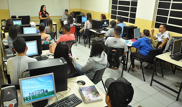 Os cursos de informática oferecidos pela Fiec são gratuitos (Foto: Arquivo/Juliana Wolf/DCSI/Fiec)