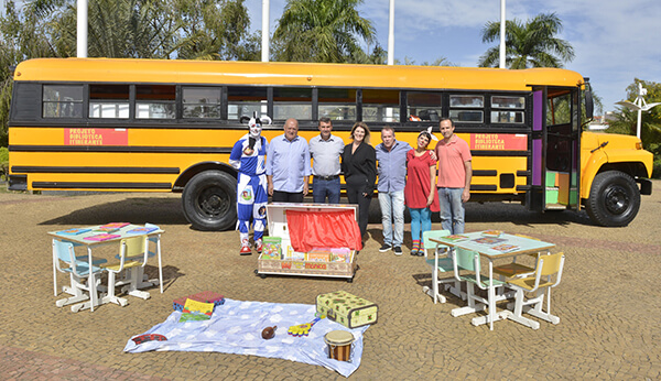 Ônibus adaptado abrigará Biblioteca Itinerante (Foto: Eliandro Figueira/RIC/PMI)