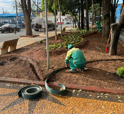 Praça Rui Barbosa passa por revitalização (Foto: Divulgação/RIC/PMI)