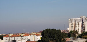 Massa de ar seco mantém tempo estável, com céu claro, em Indaiatuba, nesta quinta (Foto: Patrícia Lisboa/Dropes)