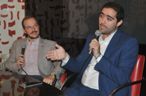 Os autores de “Venezuela e o Chavismo em Perspectiva - Análises e Depoimentos", Paulo Velasco e Pedro Rafael Pérez (Foto: Divulgação)