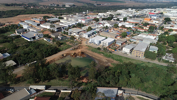 Urbanização da área de lazer do Distrito Industrial deve ser concluída até o final deste ano (Eliandro Figueira/RIC/PMI)