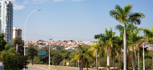 Esta terça-feira é de céu claro, em Indaiatuba (Foto: Patrícia Lisboa/Dropes)