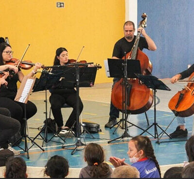 Camerata faz concerto em comemoração ao Dia das Crianças (Foto: Lilian Laranjeira/Acafi)