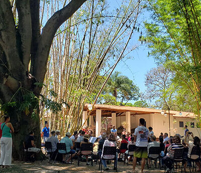 Projeto Jardim das Letras acontece no Bosque do Casarão Pau Preto (Foto: Patrícia Lisboa/Dropes)