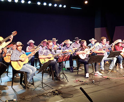 Orquestra de Viola Caipira de Indaiatuba se apresenta no Piano (Foto: Arquivo/Patrícia Lisboa/Dropes)