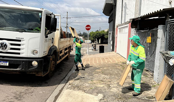 Operação Cata Bagulho é um dos serviços que serão disponibilizados para o bairro nesta quinta-feira (Foto: Eliandro Figueira/RIC/PMI)