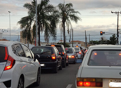 Pagamento do IPVA é obrigatório (Foto: Patrícia Lisboa/Dropes)