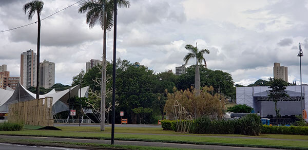 Jogo vai ser exibido no telão do palco do Parque Ecológico onde Barão Vermelho tocará na sexta (Foto: Patrícia Lisboa/Dropes)