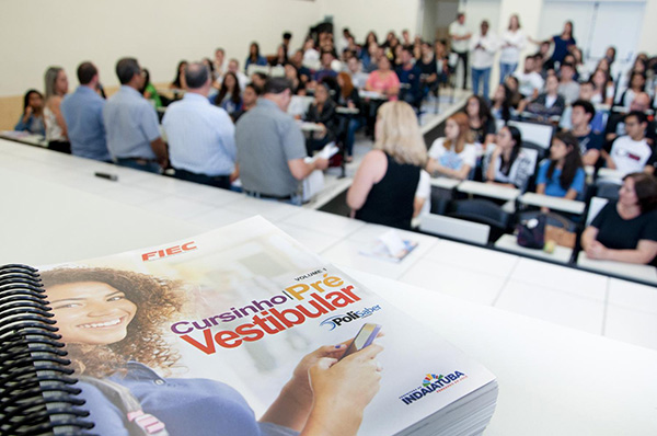 Fiec abre inscrições para cursinho pré-vestibular gratuito (Foto: Arquivo/Maurício Santaliestra/Fiec)