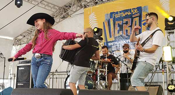 Heloisa Nabi em apresentação no Festival de Verão de Indaiatuba 2023 (Foto: Patrícia Lisboa/Dropes)