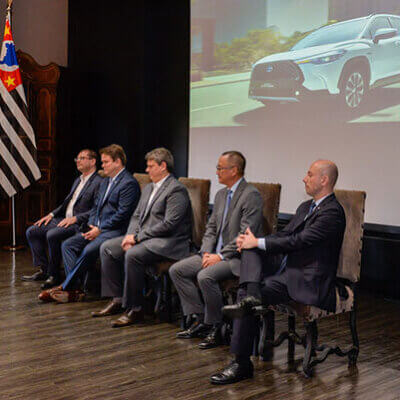 Governo de SP e Toyota anunciam R$ 1,7 bilhão para produção de compacto híbrido-flex (Foto: Mônica Andrade/Governo do Estado de SP)