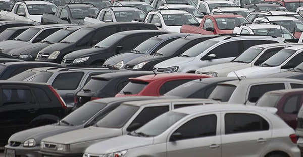 Governo federal anuncia desconto de 1,5% a 10,8% no IPI para carros novos (Foto: Marcelo Camargo/Agência Brasil)