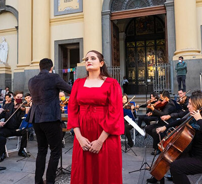 A soprano Thaís Costalonga será uma dos solistas no concerto "Noite de Gala com Carlos Gomes" (Foto: Isabela Senatore/Divulgação)
