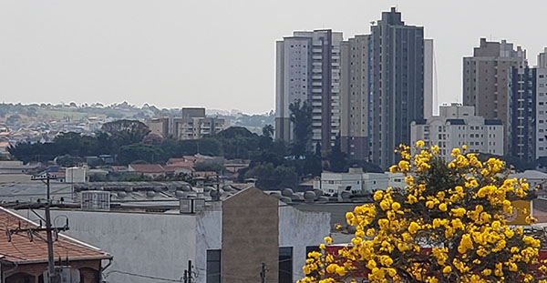 Ocorre aumento da nebulosidade, nesta sexta, em Indaiatuba (Foto: Patrícia Lisboa/Dropes)