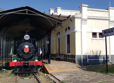 A locomotiva histórica no Museu Ferroviário de Indaiatuba (Foto: Patrícia Lisboa/Dropes)