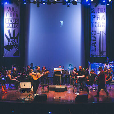 Orquestra Jovem e a banda Ancestrais (Foto: Daniel Pieri)