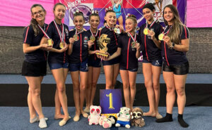 Ginástica Rítmica Feminino até 14 anos conquistou a primeira colocação nos Abertos (Foto: Divulgação)