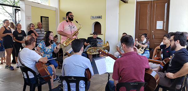 Roda de Choro do Núcleo Nabor é atração do “Trem das Artes” no domingo (Foto: Arquivo/Patrícia Lisboa/Dropes)