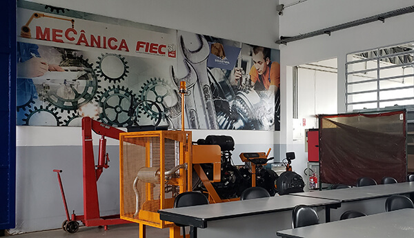 Sala de aula do curso de mecânica da escola técnica da fundação (Foto: Patrícia Lisboa/Dropes)