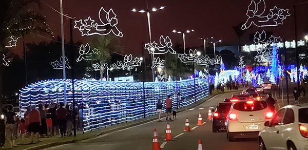 O túnel de LED é uma das atrações em frente à prefeitura (Foto: Arquivo/Patrícia Lisboa/Dropes)