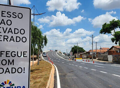 Novo elevado construído na altura do Tancredo Neves já está liberado para tráfego de veículos (Foto: RIC/PMI)