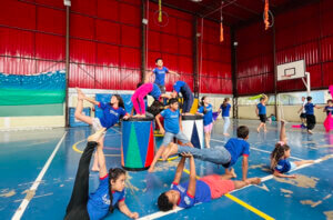 As aulas do Projeto Algodão Doce acontecem nas escolas (Foto: Divulgação)