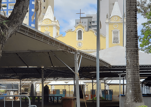 A Festa da Padroeira acontece, na Igreja Matriz, no Centro (Foto: Patrícia Lisboa/Dropes)