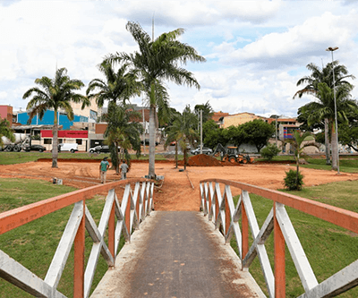 Trecho do Parque Ecológico entre Avenida Ário Barnabé e Rua 80 no Jardim Morada do Sol passa por revitalização (Foto: Leonardo Cruz/PMI)